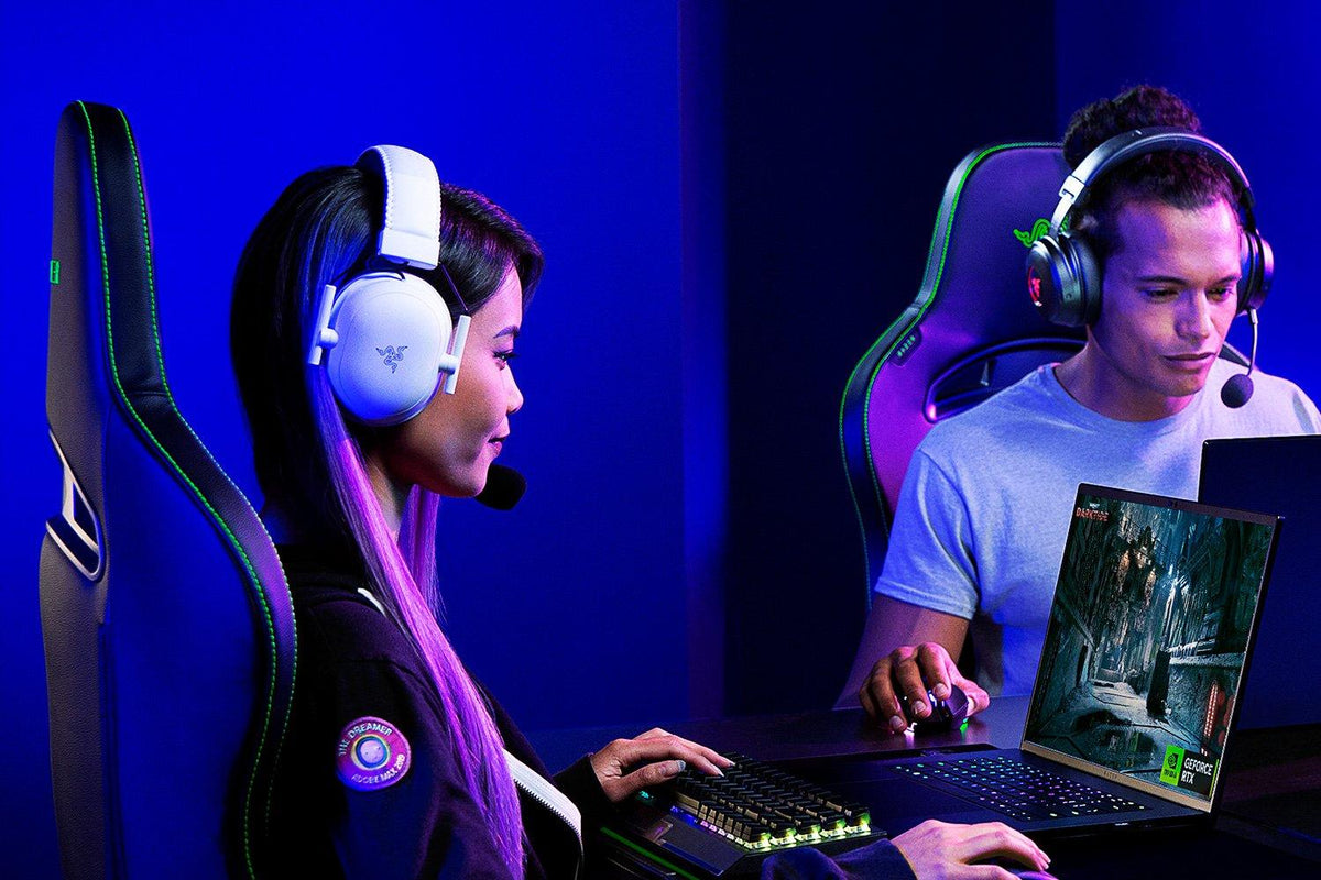 Razer BlackShark V2 Pro – Wireless Esports Gaming Headset with THX Spatial Audio Razer