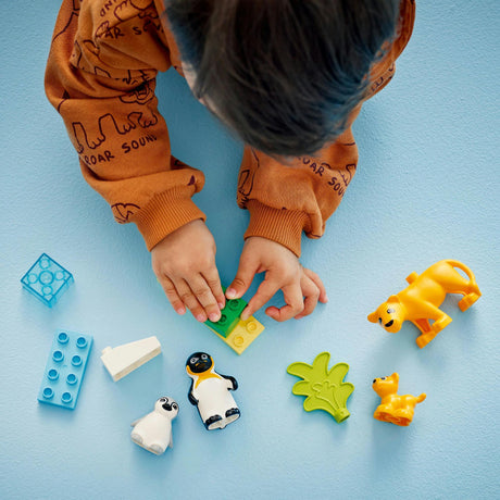 LEGO 10442 DUPLO Town wild animal families: penguins and lions